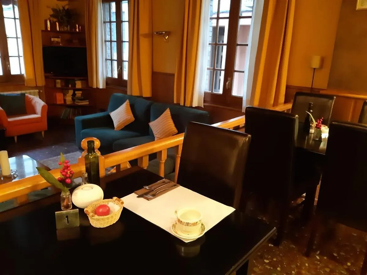 Hostal La Placeta Camprodom Guest house